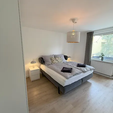2 Zimmer, Zentral, Ruhig, Balkon, Hochwertig Eingerichtet Apartamento Hanôver